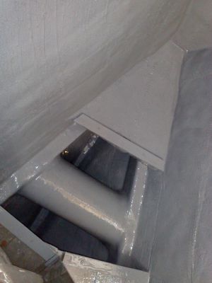 Vu intérieur du tunnel de propulseur d'étrave