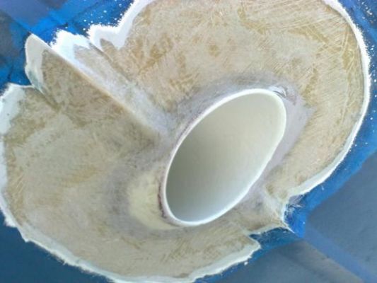 Collage du tunnel de propulseur