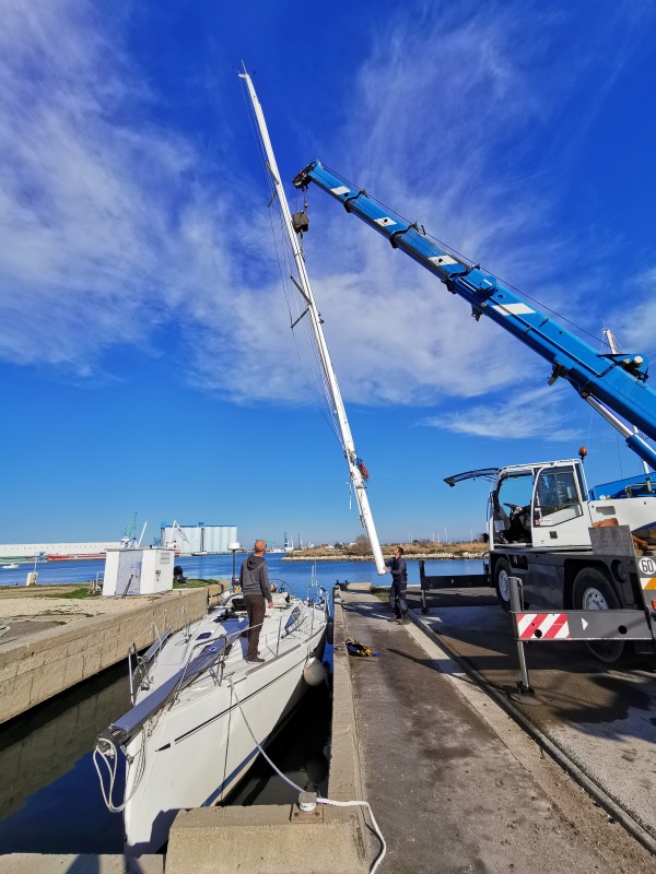 Gréement de bateaux à voile de Marseille à Port Saint Louis
