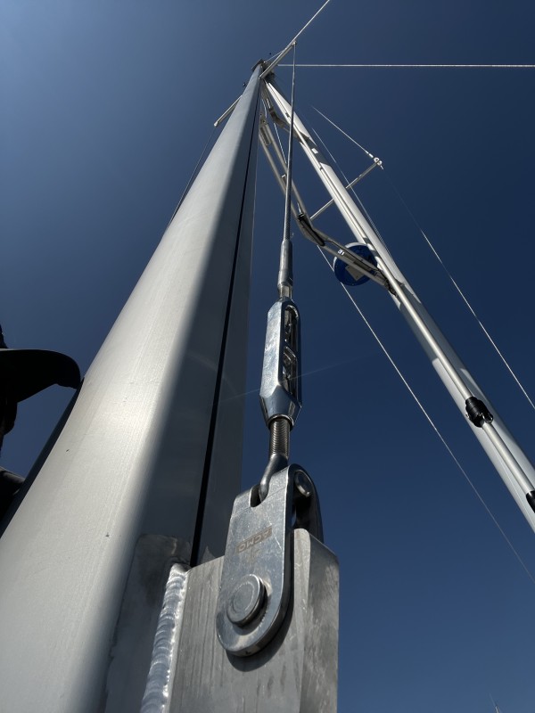 fabrication d un gréement dormant sur mesure pour un catamaran META.