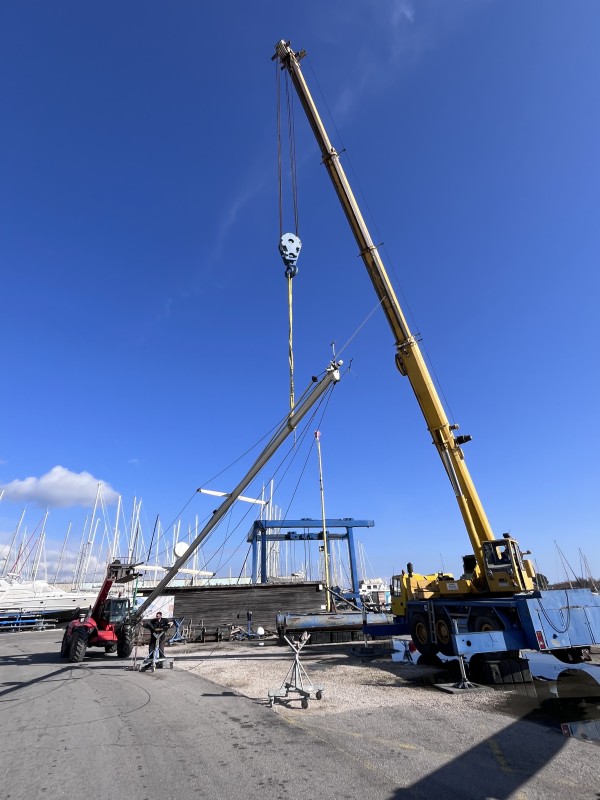 gréement dormant sur un voilier sunshine 38 en préparation d un voyage en famille 