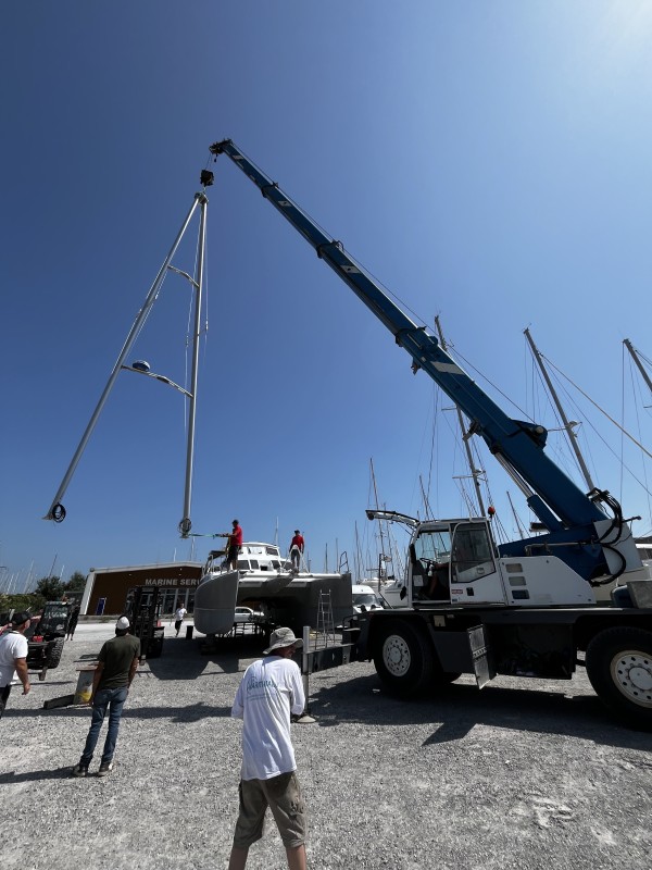 fabrication d un gréement dormant sur mesure pour un catamaran META.