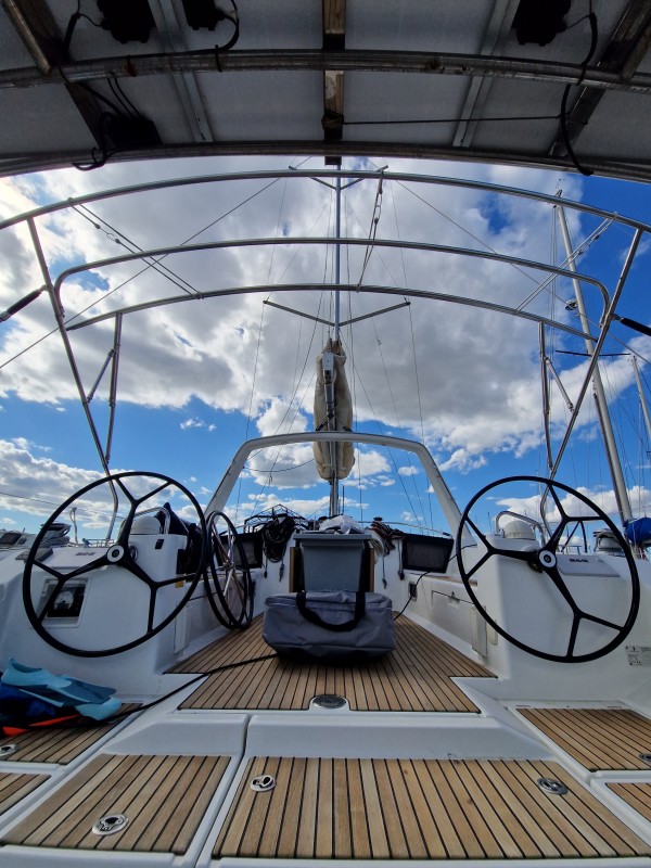 Barre à roue oceanis 45