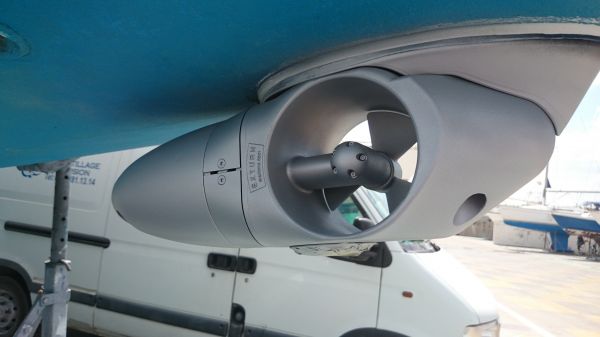 Propulseur d'étrave EXTURN