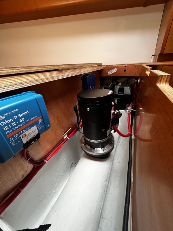 propulseur d étrave Sun Odyssey 